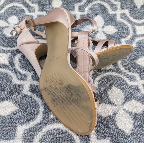 Sexy in the City Style Satin Rose Strappy Heels Size 7.5 - Picture 4 of 4